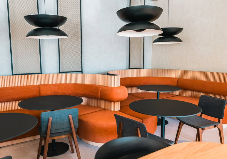 Bagon Contract - Hotel Novotel Lavant